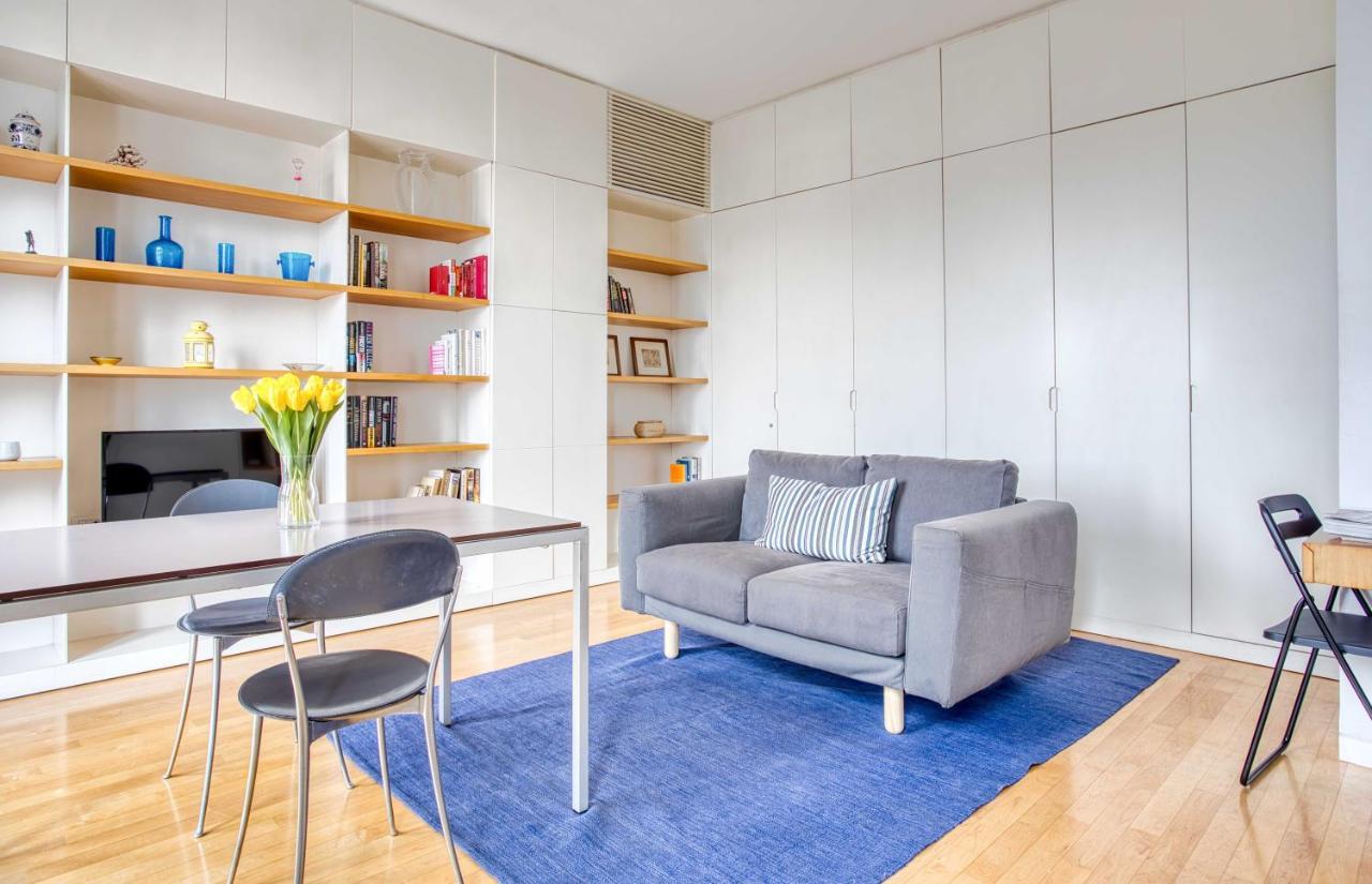 Joivy Vibrant Studio With Balcony Milano Esterno foto